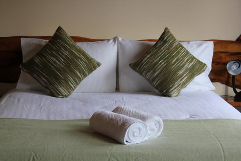 Tullah Lakeside Lodge - Phillip Island Accommodation 18