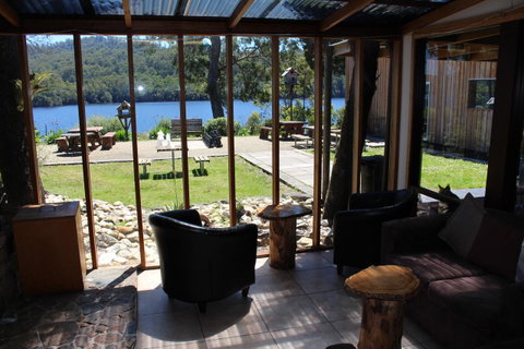 Tullah Lakeside Lodge - Phillip Island Accommodation 28