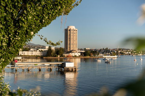 Wrest Point - Phillip Island Accommodation 15