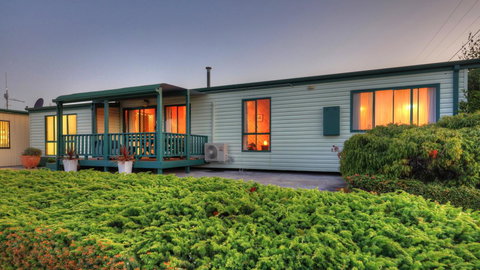 Bicheno Cabin Park - Phillip Island Accommodation 25