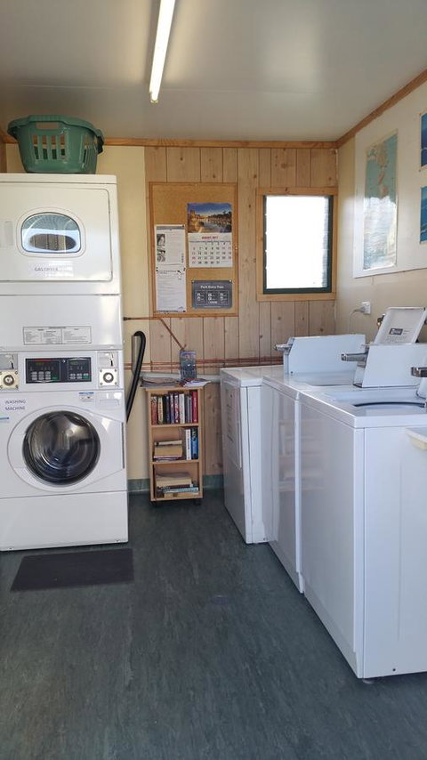 Bicheno Cabin Park - Phillip Island Accommodation 39