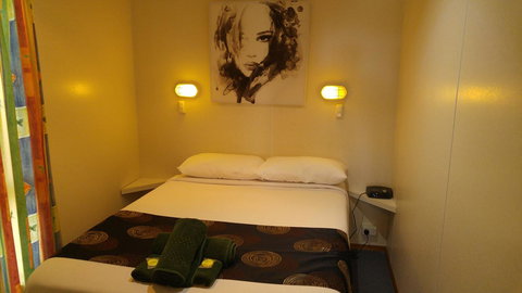 Bicheno Cabin Park - Phillip Island Accommodation 1