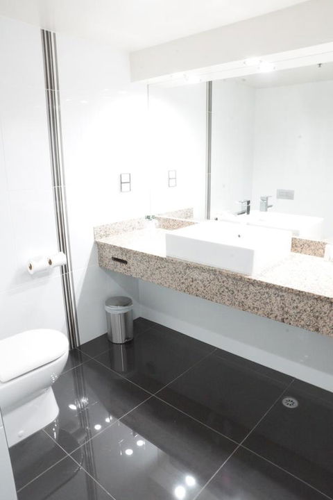 Hotel Grand Chancellor Launceston - Phillip Island Accommodation 24
