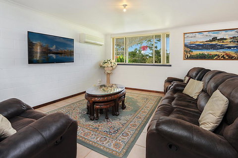 Harvey Farm Lodge - Phillip Island Accommodation 19