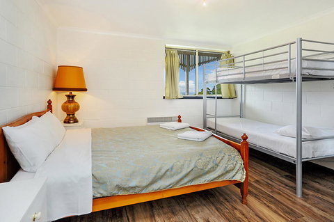 Harvey Farm Lodge - Phillip Island Accommodation 23