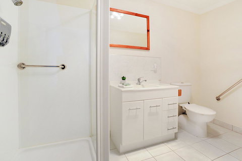 Harvey Farm Lodge - Phillip Island Accommodation 15