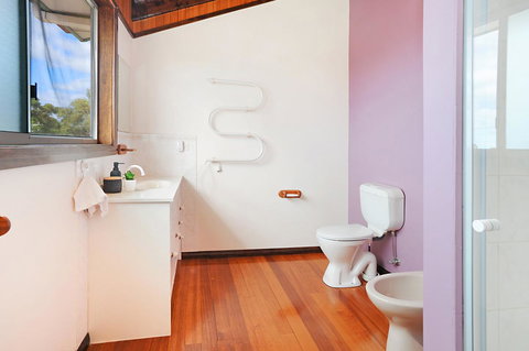 Harvey Farm Lodge - Phillip Island Accommodation 14