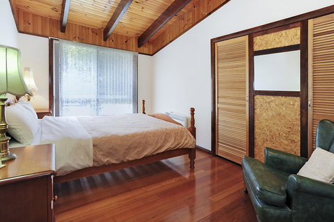 Harvey Farm Lodge - Phillip Island Accommodation 11