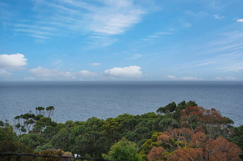 Harvey Farm Lodge - Phillip Island Accommodation 0