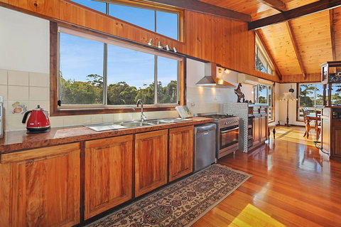 Harvey Farm Lodge - Phillip Island Accommodation 6