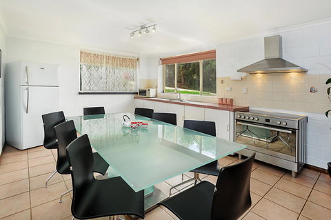 Harvey Farm Lodge - Phillip Island Accommodation 18