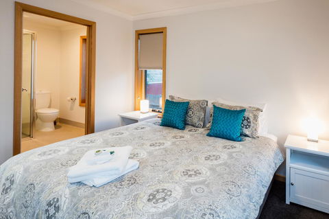 Base Camp - Phillip Island Accommodation 1