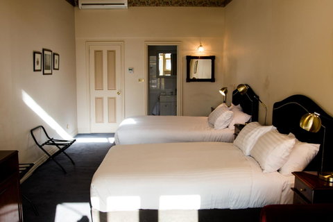 The Macquarie Hobart - Phillip Island Accommodation 23