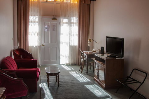The Macquarie Hobart - Phillip Island Accommodation 11