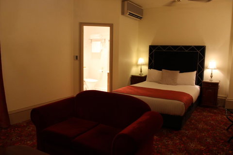 The Macquarie Hobart - Phillip Island Accommodation 35