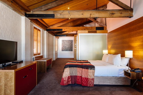 The Henry Jones Art Hotel - Phillip Island Accommodation 25