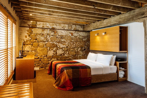 The Henry Jones Art Hotel - Phillip Island Accommodation 16