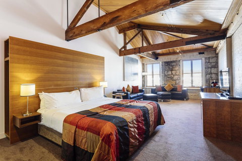 The Henry Jones Art Hotel - Phillip Island Accommodation 6