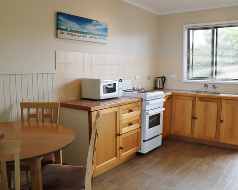 Blue Seas Holiday Villas - Phillip Island Accommodation 32