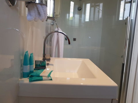 Blue Seas Holiday Villas - Phillip Island Accommodation 21