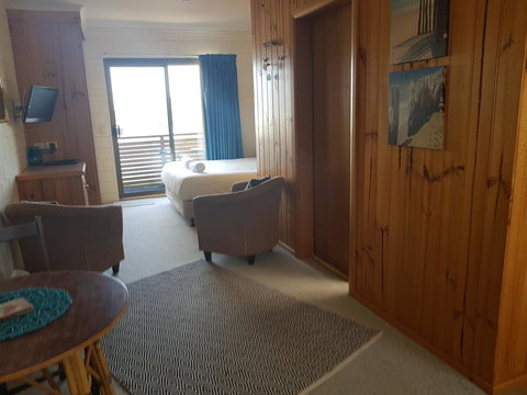 Blue Seas Holiday Villas - Phillip Island Accommodation 25