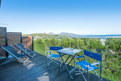 Freycinet Panorama - Phillip Island Accommodation 0