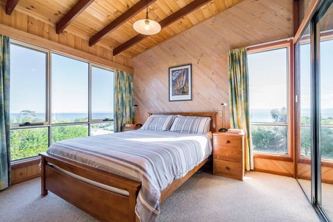 Freycinet Panorama - Phillip Island Accommodation 11