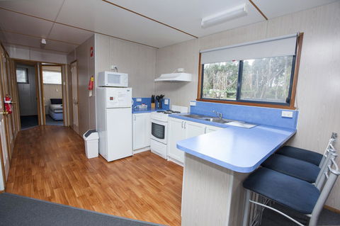 Seven Mile Beach Cabin And Caravan Park - Phillip Island Accommodation 3
