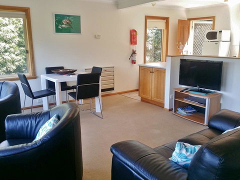Freycinet Sanctuary 5 - Phillip Island Accommodation 3