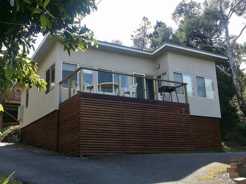 Freycinet Sanctuary 5 - Phillip Island Accommodation 0