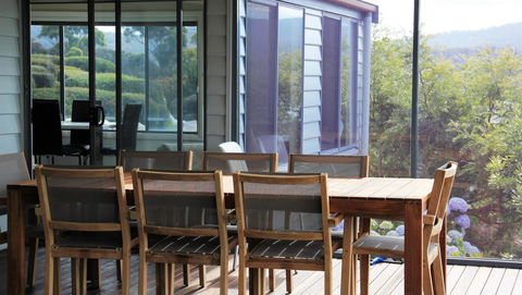 SEA EAGLE COTTAGE Amazing Views Of Bay Of Fires - Phillip Island Accommodation 19