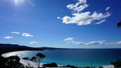 SEA EAGLE COTTAGE Amazing Views Of Bay Of Fires - Phillip Island Accommodation 18
