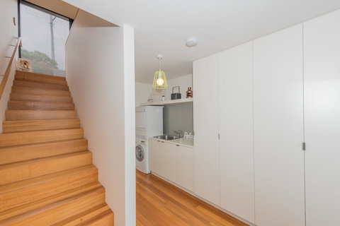 Cocktails With A View - Phillip Island Accommodation 11