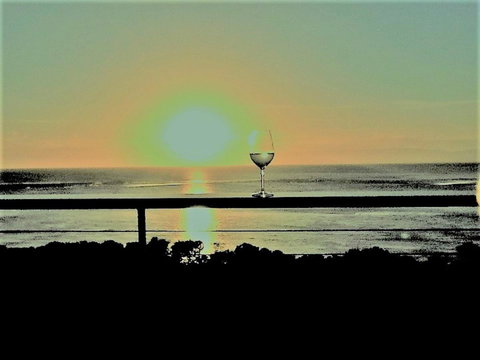 Cocktails With A View - Phillip Island Accommodation 20