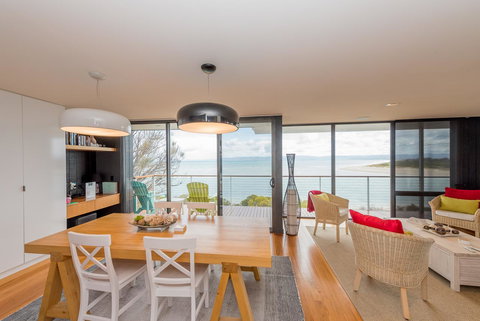 Cocktails With A View - Phillip Island Accommodation 3