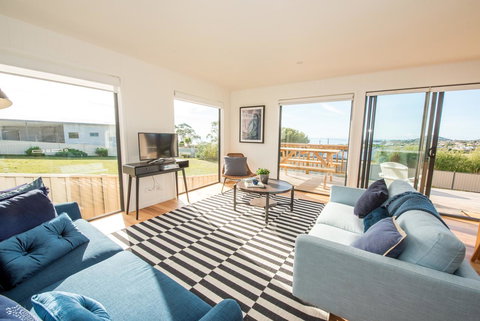 Beach House XIV - Phillip Island Accommodation 0