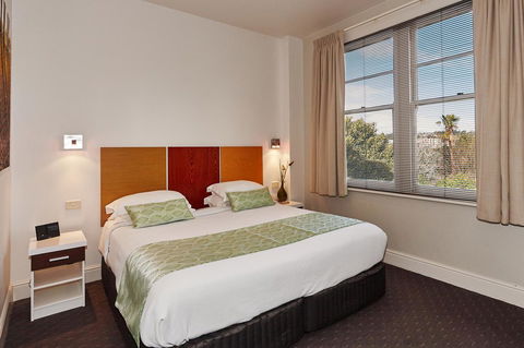 Auldington Hotel - Phillip Island Accommodation 8
