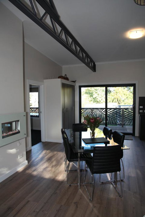 The WeareHouse In Deloraine - Phillip Island Accommodation 33