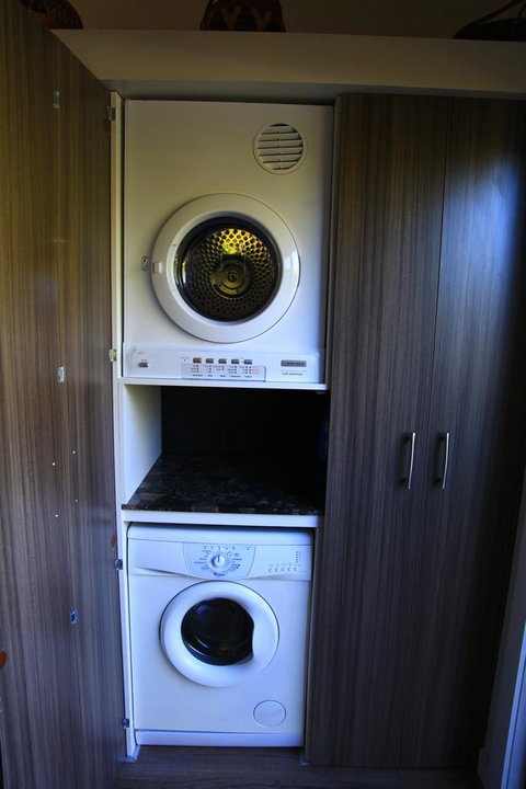 The WeareHouse In Deloraine - Phillip Island Accommodation 36