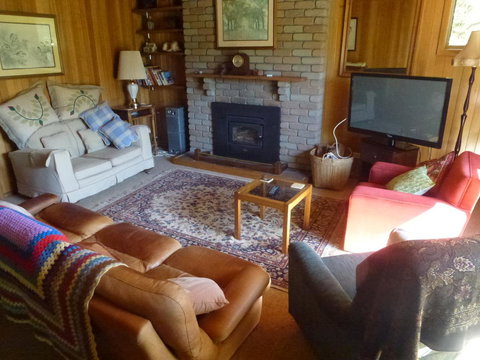 Eureka Farm - Phillip Island Accommodation 9