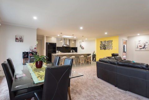 Euphoria House - Phillip Island Accommodation 10