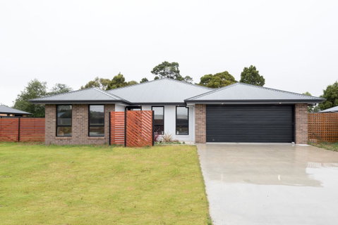 Euphoria House - Phillip Island Accommodation 8