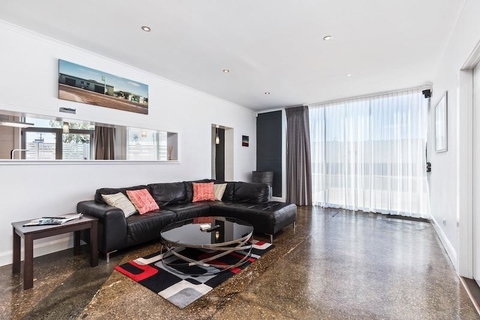 Ruby Soho Villas - Phillip Island Accommodation 8