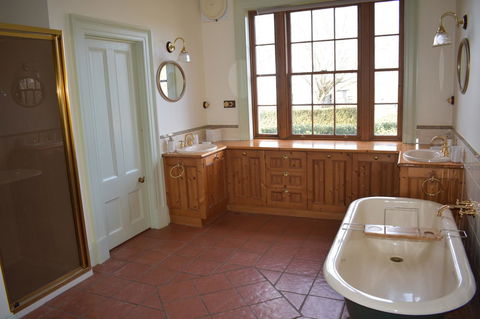 CLAYFIELD HOMESTEAD - Rustic Country Accommodation - Phillip Island Accommodation 14