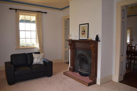 CLAYFIELD HOMESTEAD - Rustic Country Accommodation - Phillip Island Accommodation 9