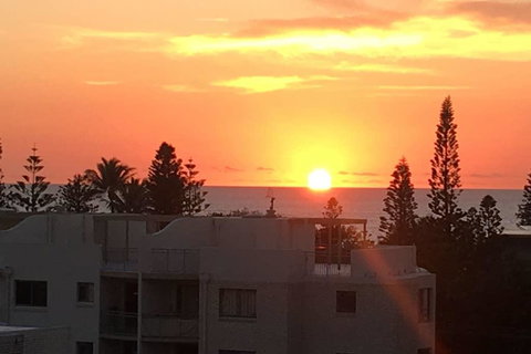 NEW UPMARKET COMFORTABLE 2 Bed, 2 Bath, OCEAN VIEWS, 250m To BUDDINA BEACH! - Phillip Island Accommodation 1