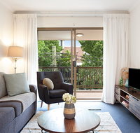 Newly-furnished 2-Bed Apartment with Gym and Pool - Phillip Island Accommodation