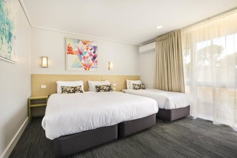 Nightcap At Coolaroo Hotel - Phillip Island Accommodation 1