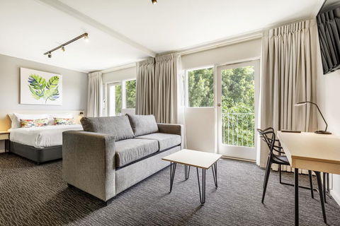 Nightcap At Findon Hotel - Phillip Island Accommodation 2