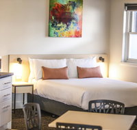 Nightcap at Glengala Hotel